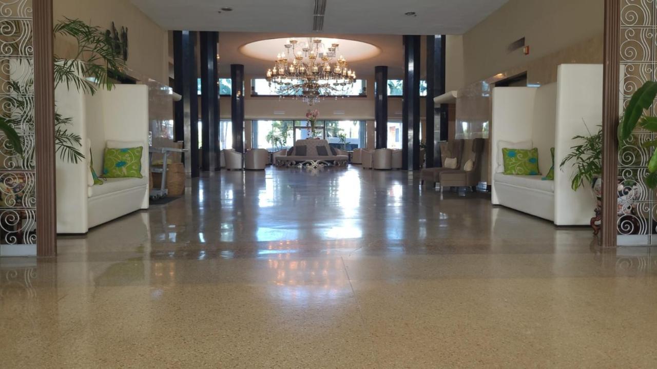 Sherry Frontenac Oceanfront ميامي بيتش المظهر الخارجي الصورة
