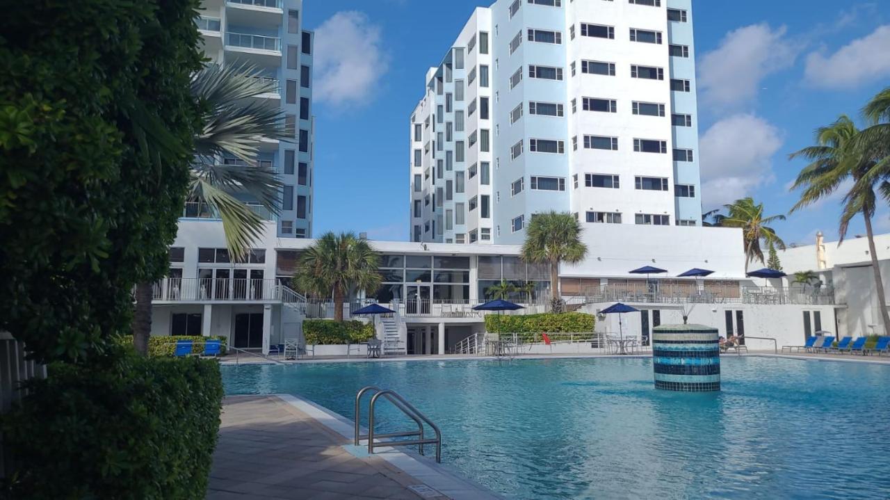 Sherry Frontenac Oceanfront ميامي بيتش المظهر الخارجي الصورة